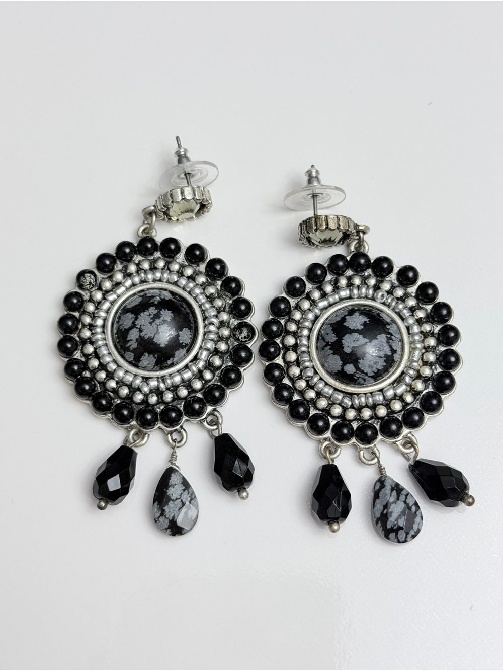 90’s Chico’s Snowflake Obsidian Medallion Earrings Vintage